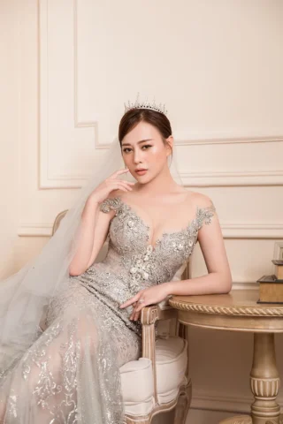 100 Ảnh Phương Oanh Đẹp Nhất: Tuyển Tập Khoảnh Khắc Nữ Diễn Viên Ghi Dấu Ấn