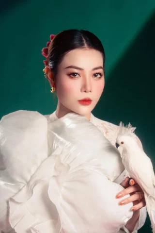 100 Ảnh Thanh Hương Đẹp Nhất, Quyến Rũ và Ấn Tượng của Nữ Diễn Viên Tài Năng