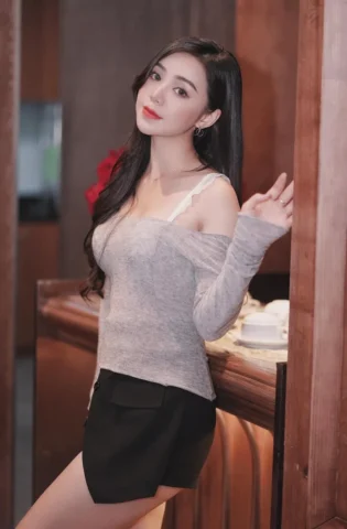 Quỳnh Kool thể hiện sự quyến rũ và cá tính riêng