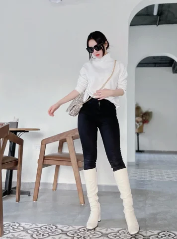 Quỳnh Kool với vẻ đẹp thanh thoát và dịu dàng