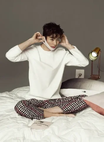 100 Ảnh Byeon Woo Seok Đẹp Nhất: Tuyển Tập Vẻ Đẹp Nam Thần